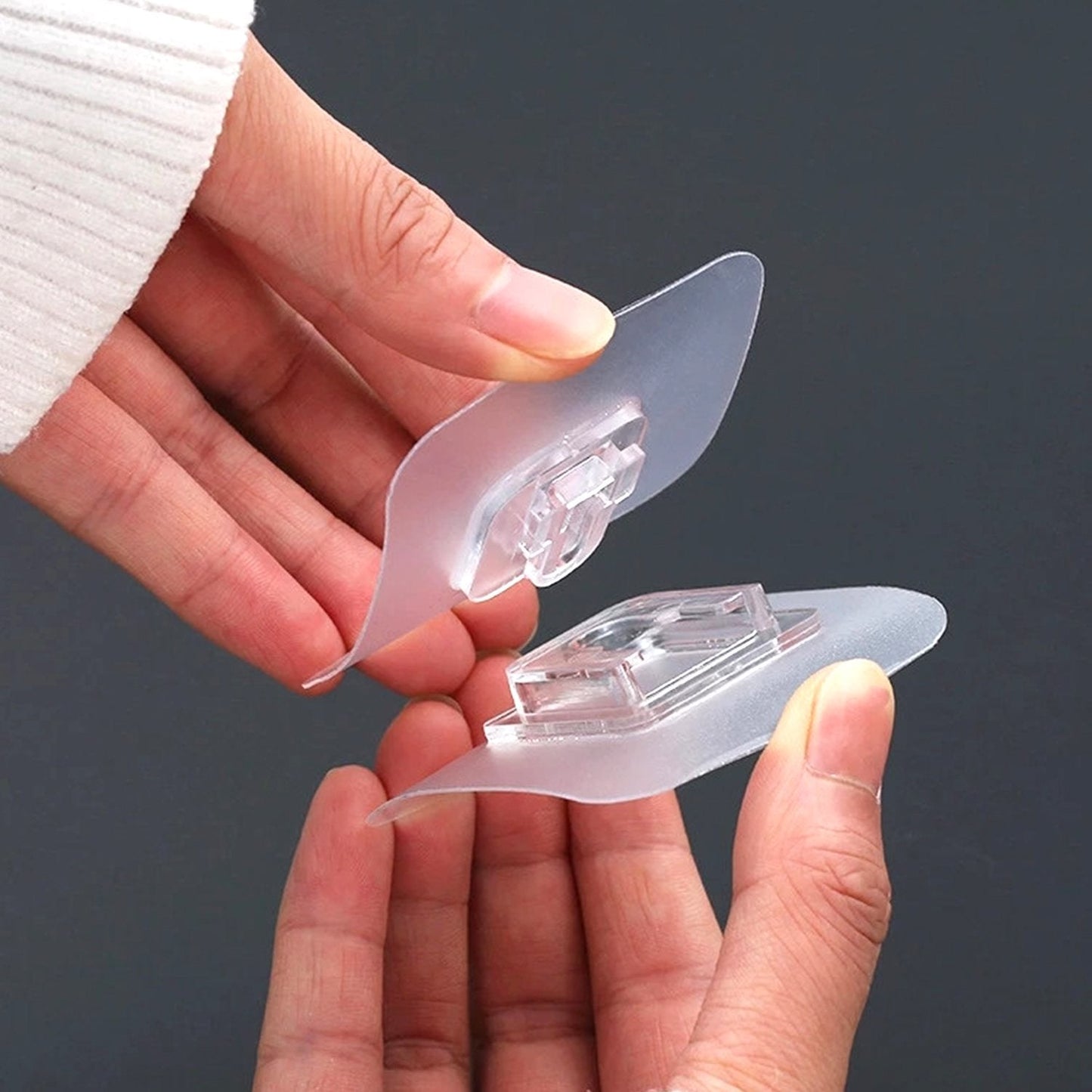 1742 Magic Adhesive Plastic Wall Hooks Heavy Duty Hooks (Pack Of 20) - click & collect