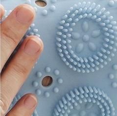 Bathroom Mat- Silicone Non Slip Round Bathroom Mat(Assorted Color)